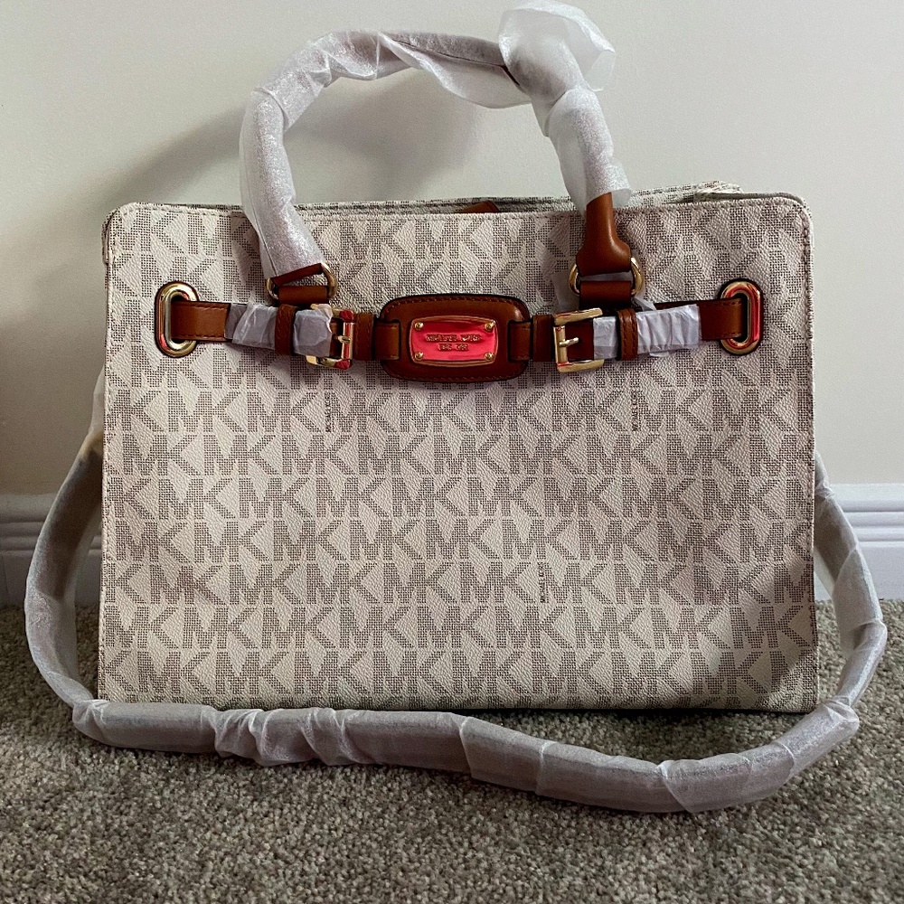 Brand New Large MK Purse Looking For A New Home